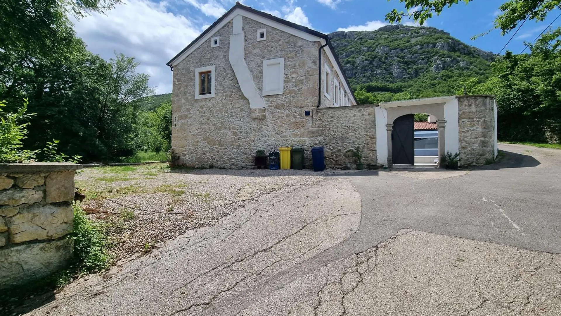 Stone House With Pool Villa Tribalj
